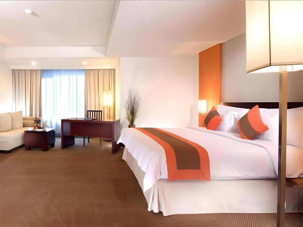 Horison Sagita 3* Balikpapan (Borneo)
